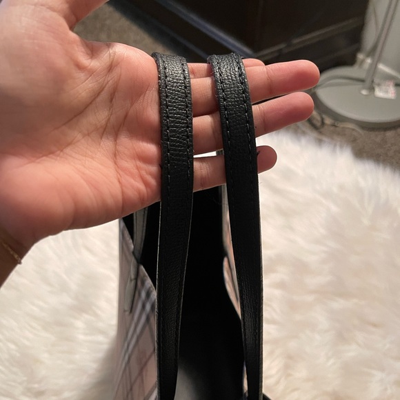 Authentic Burberry Reversible Tote - Picture 4 of 14